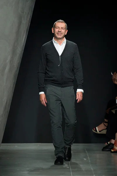 Look 40